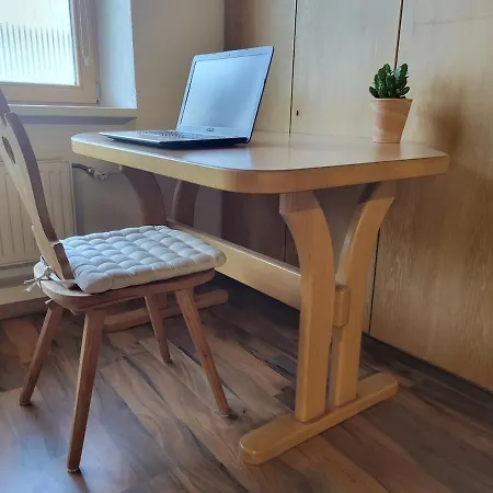 Geraeumiges In Mit Parkplatz * Куфштайн