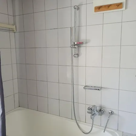 Geraeumiges In Mit Parkplatz Kufstein