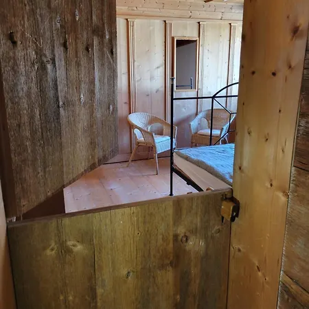 Geraeumiges In Mit Parkplatz Apartament *