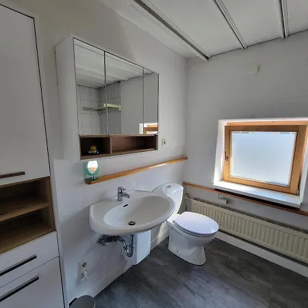 Geraeumiges In Mit Parkplatz