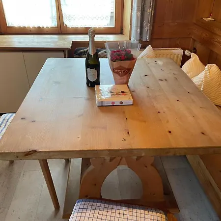 Geraeumiges In Mit Parkplatz Appartement