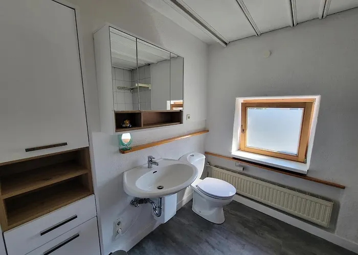 Geraeumiges In Mit Parkplatz